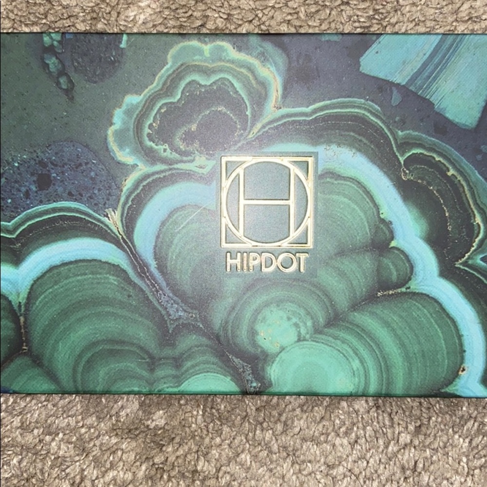 Cool tones eyeshadow palette